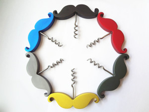 abridores vino mostacho